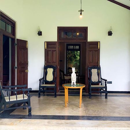 Headman House Antique Villa - A Seaside Royal Stay Ahangama Zewnętrze zdjęcie