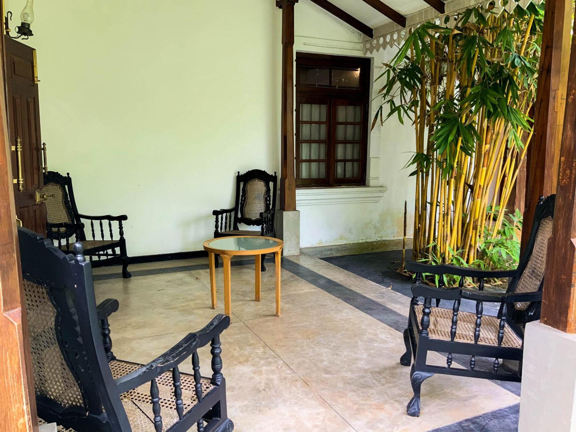 Headman House Antique Villa - A Seaside Royal Stay Ahangama Zewnętrze zdjęcie