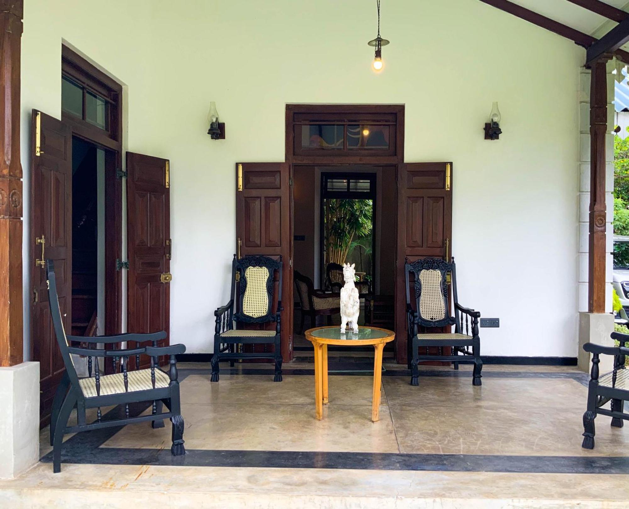 Headman House Antique Villa - A Seaside Royal Stay Ahangama Zewnętrze zdjęcie