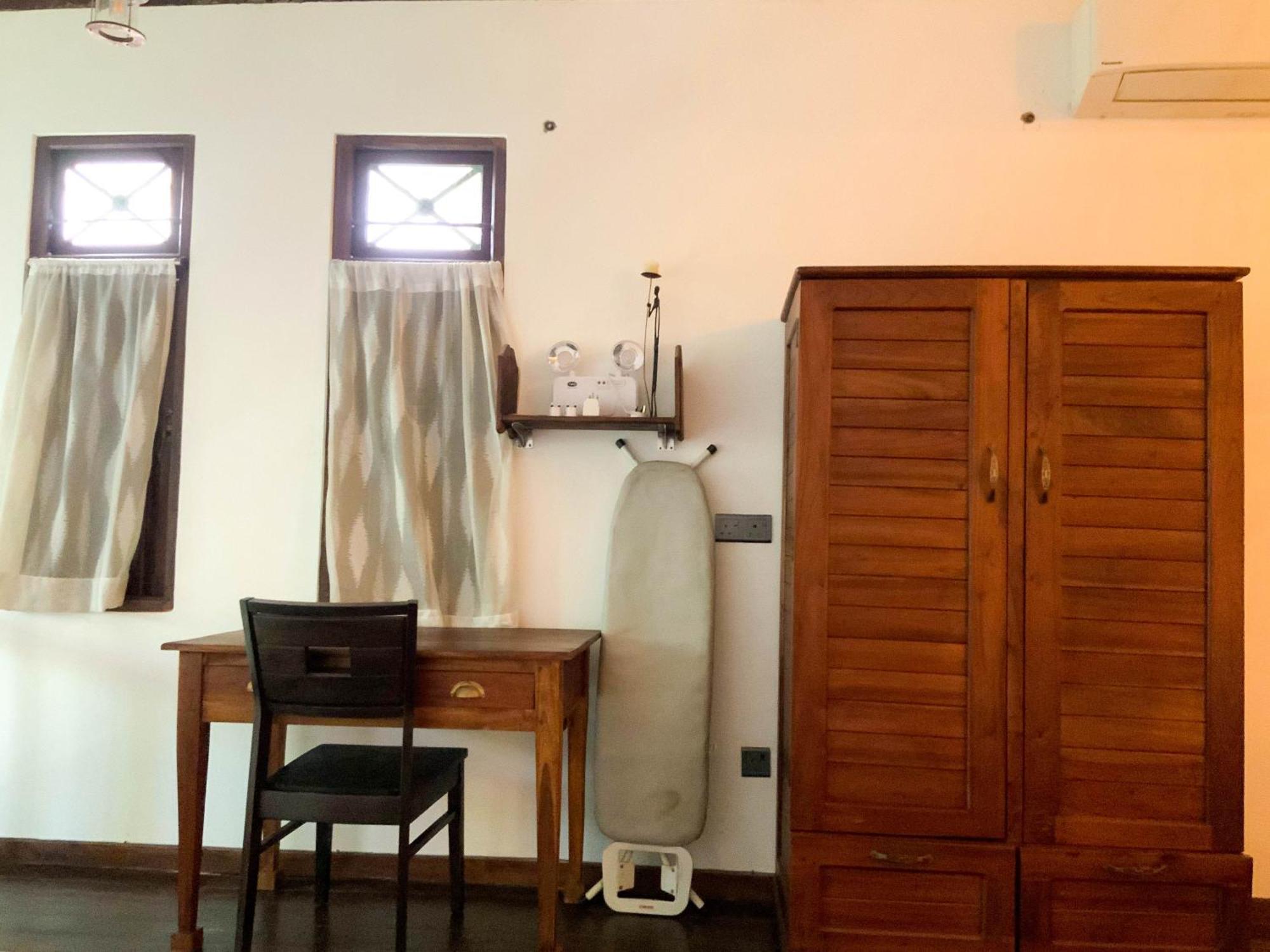 Headman House Antique Villa - A Seaside Royal Stay Ahangama Zewnętrze zdjęcie
