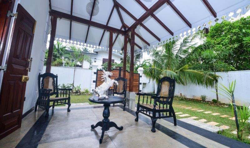 Headman House Antique Villa - A Seaside Royal Stay Ahangama Zewnętrze zdjęcie