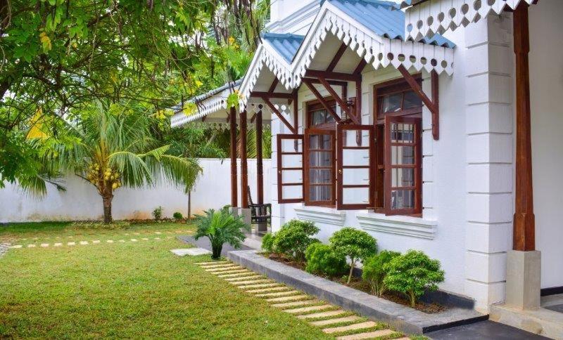 Headman House Antique Villa - A Seaside Royal Stay Ahangama Zewnętrze zdjęcie